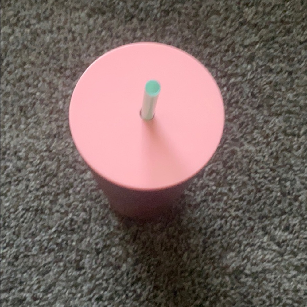 🦄🦄🦄🙈Pink Starbucks Cold Drink 24oz 🙊🦄🦄🦄 - Picture 2 of 8
